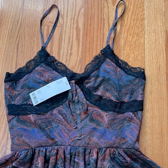 - Urban outfitters one piece shorts let the summer begin with a powerful look😎 - Picture 2 of 4